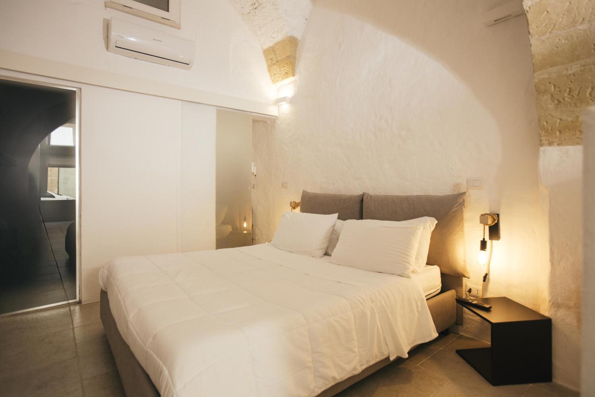 Mediterranee Suite Lecce Ngoại thất bức ảnh