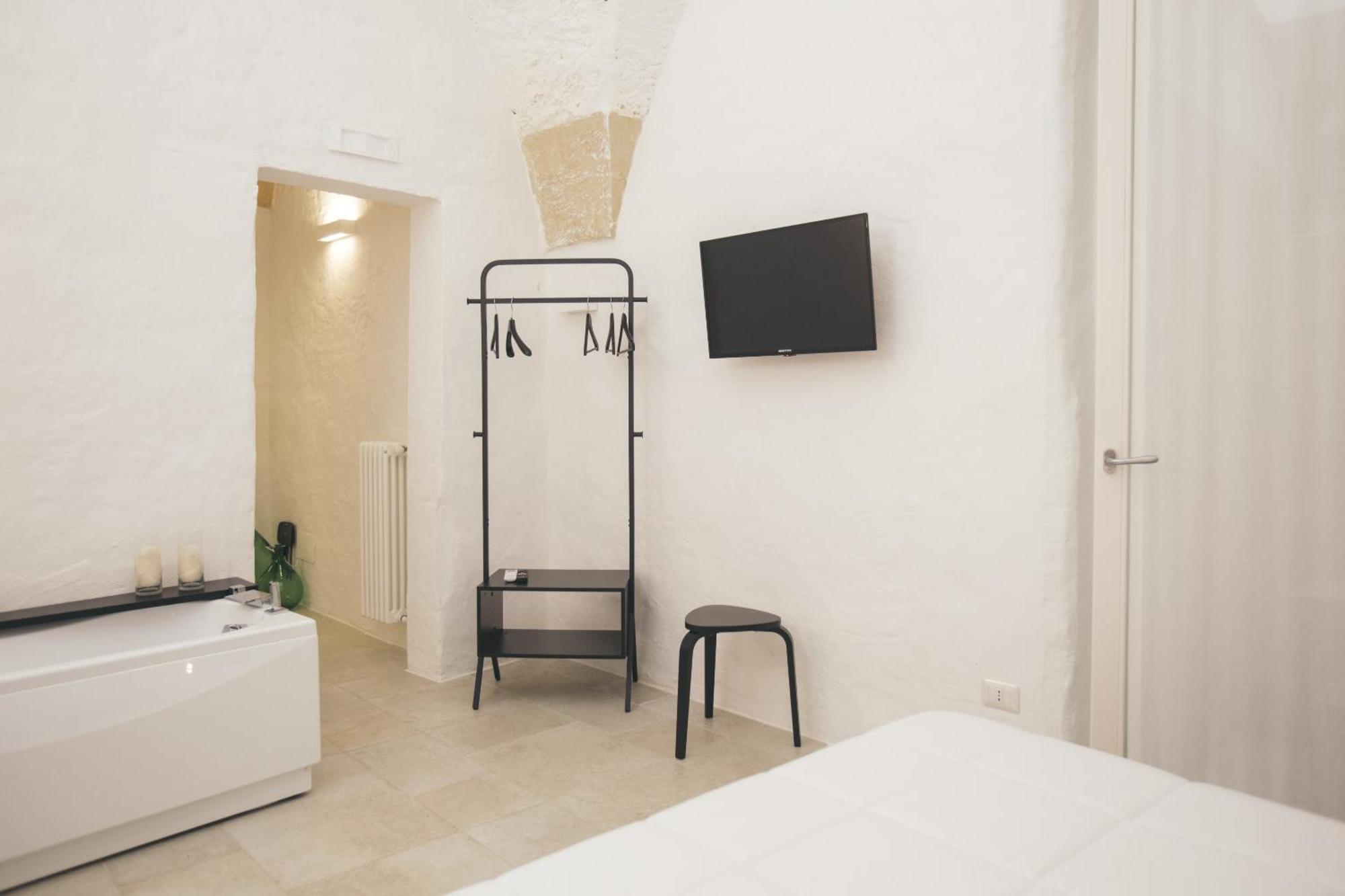 Mediterranee Suite Lecce Ngoại thất bức ảnh
